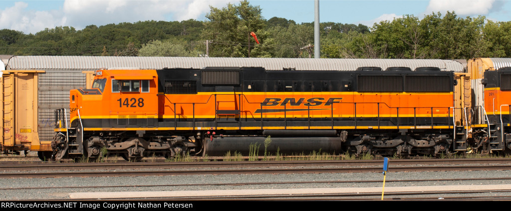 BNSF 1428